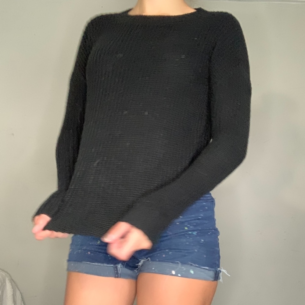 Comfy Black Basic Sweater - image 5
